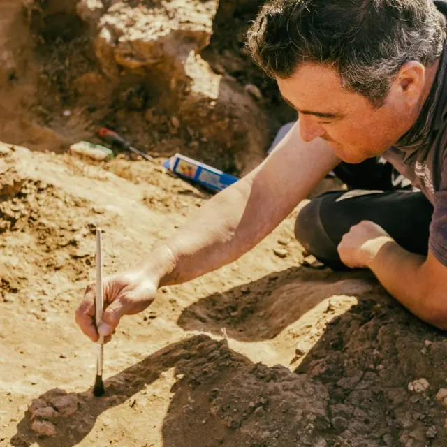 Bruno Camilo (Microvertebrate Team), DinoDawn Expedition
