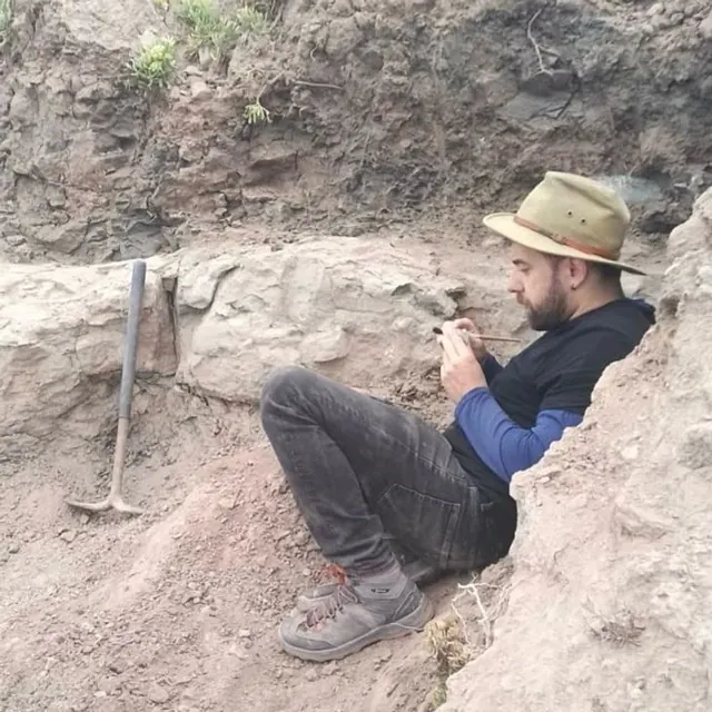 Victor Carvalho (Microvertebrate Team), DinoDawn Expedition